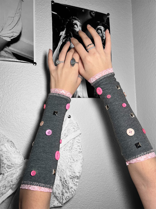 pastel grave - arm warmers