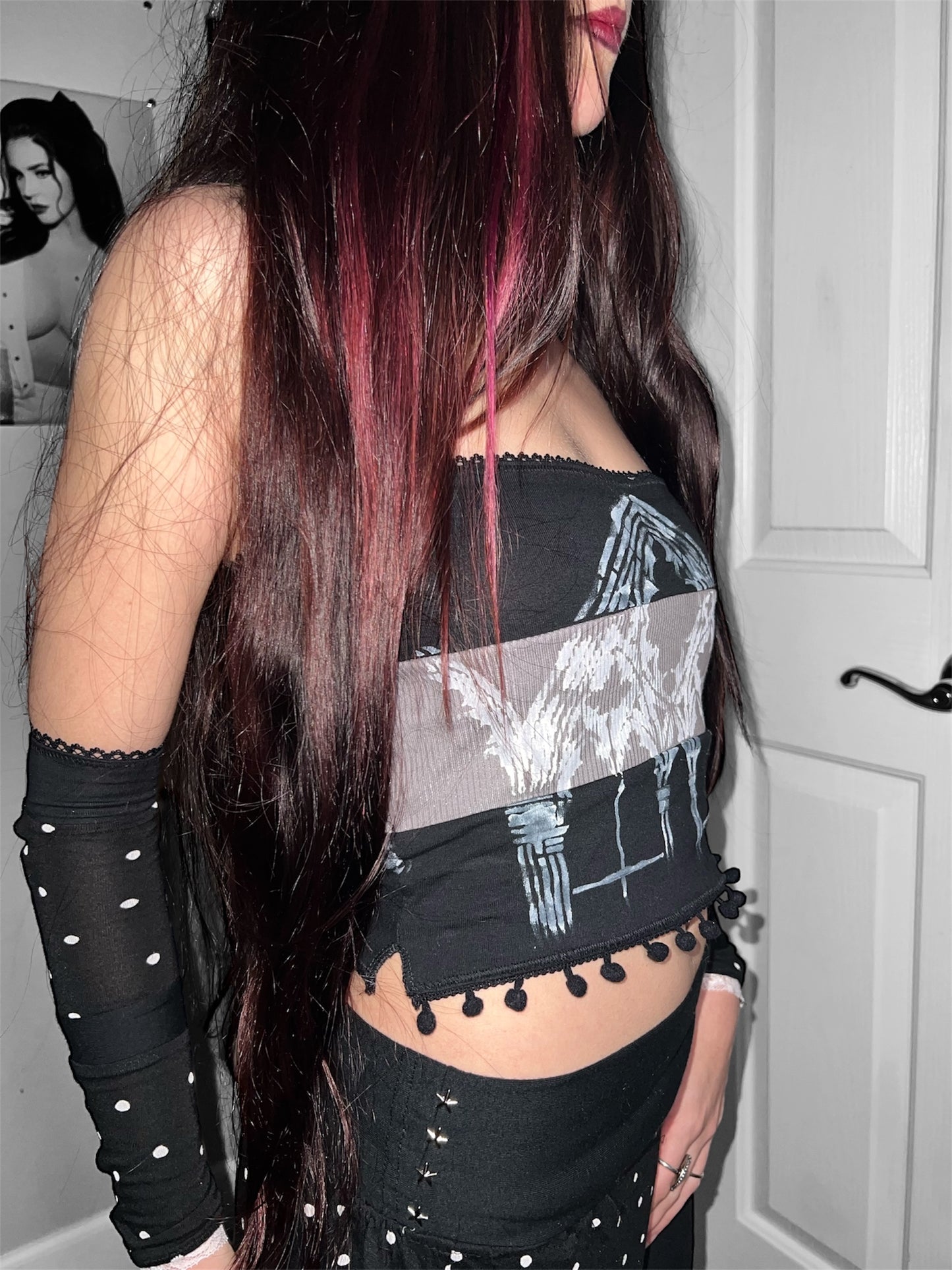 widow chamber - tube top