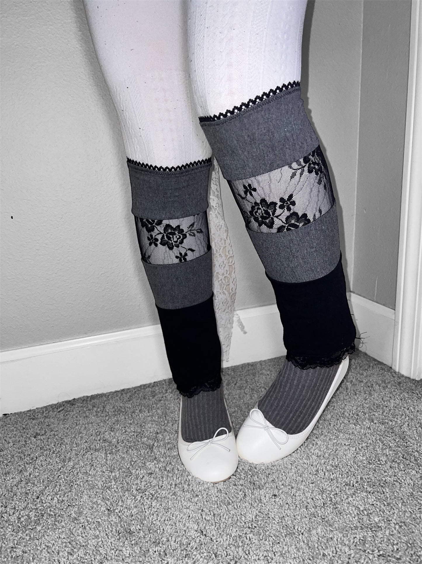 grayscale petals - leg warmers