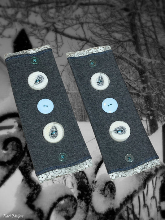 snow charm - arm warmers
