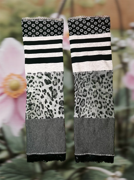 graveyard cat - leg warmers
